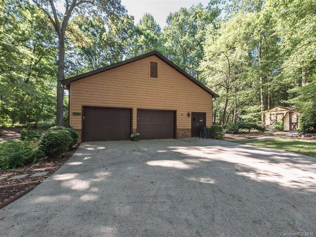 11420 Idlewild Road Matthews, NC 28105 - Photo 22 of 24 Gallery Image 22