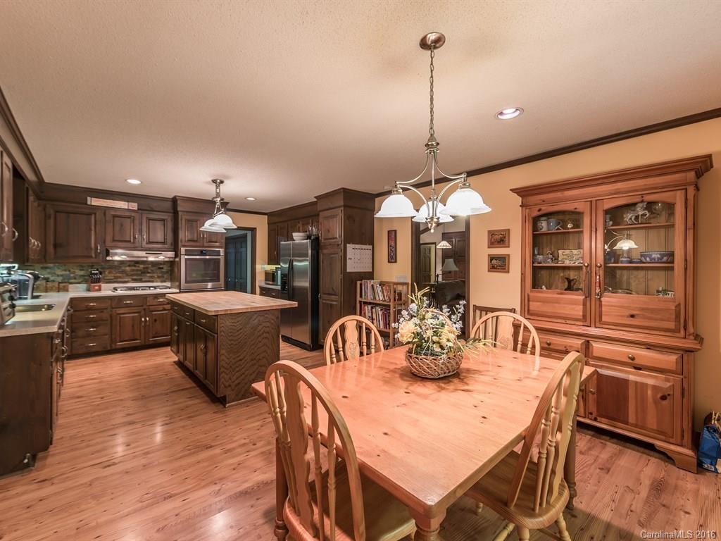 11420 Idlewild Road Matthews, NC 28105 - Photo 7 of 24 Gallery Image 7