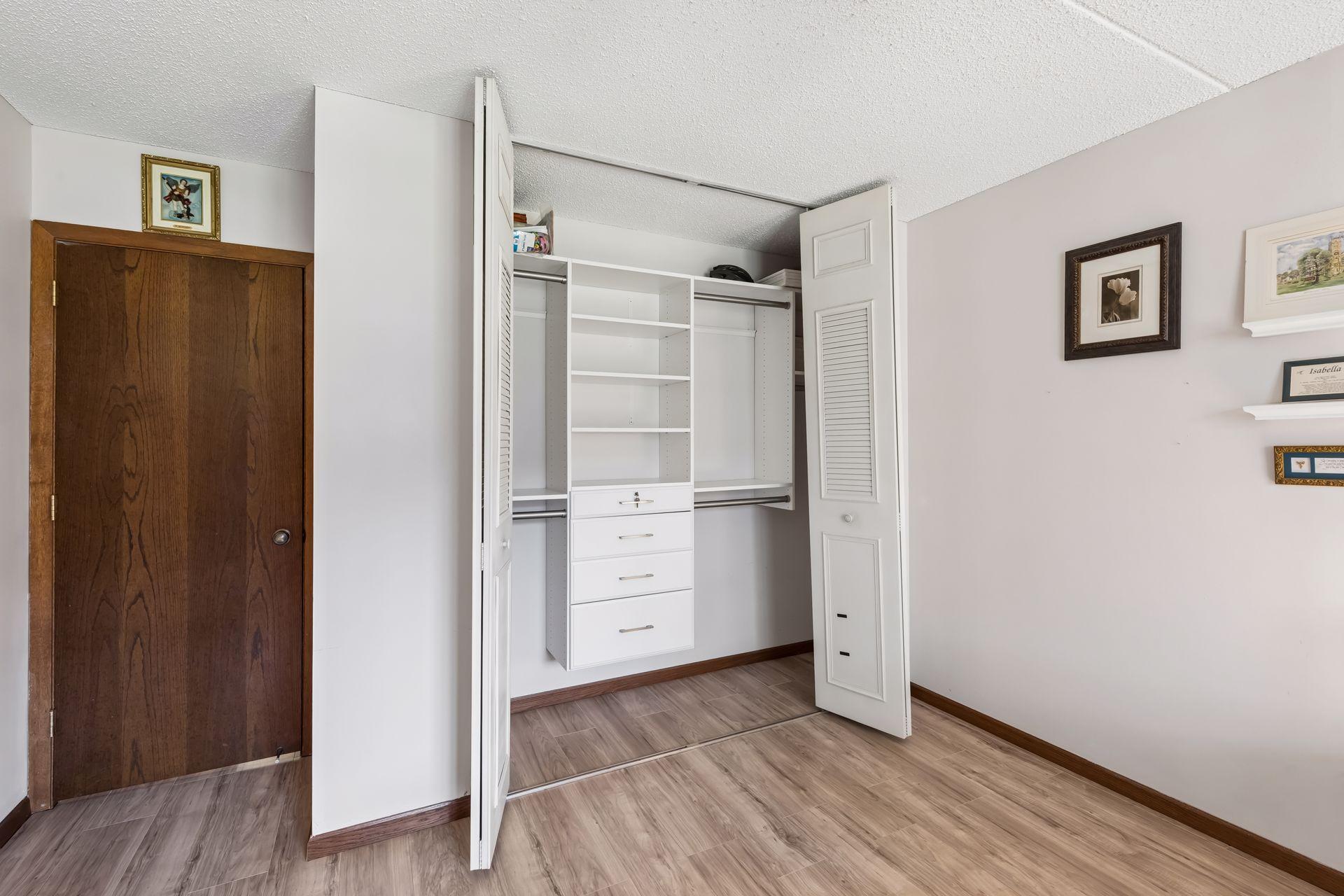 10531 Cedar Lake Road, Unit 212 Minnetonka, MN 55305 - Photo 16 of 48