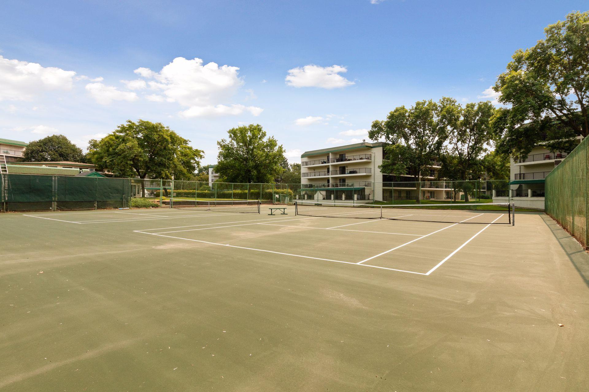 10531 Cedar Lake Road, Unit 212 Minnetonka, MN 55305 - Photo 41 of 48