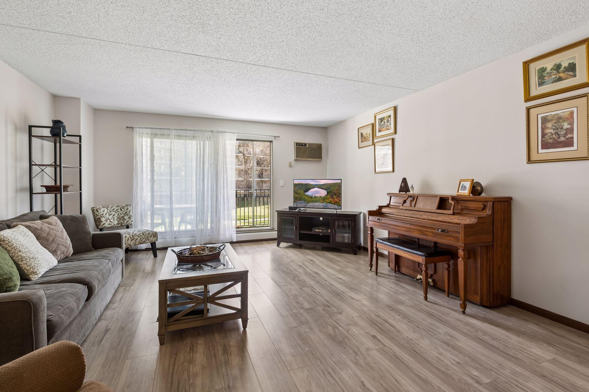 10531 Cedar Lake Road, Unit 212 Minnetonka, MN 55305 - Photo 6 of 48