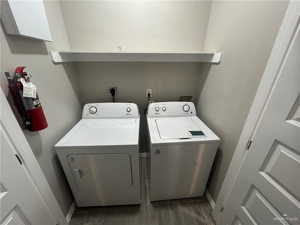 1805 Stauffers Street, Unit 1 Weslaco, TX 78596 - Photo 9 of 13 a utility room with dryer and washer