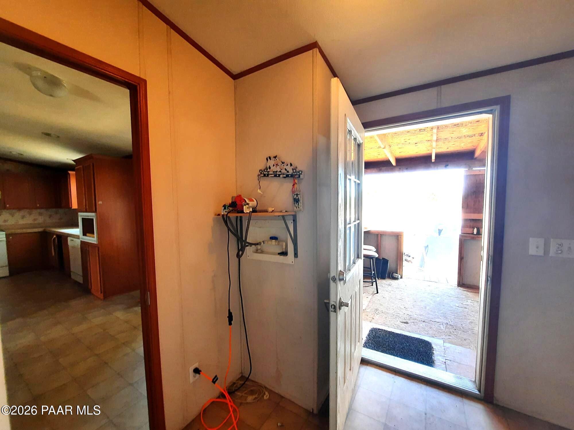 44050 West Fort Rock Road Seligman, AZ 86337 - Photo 20 of 46 20260616_114740