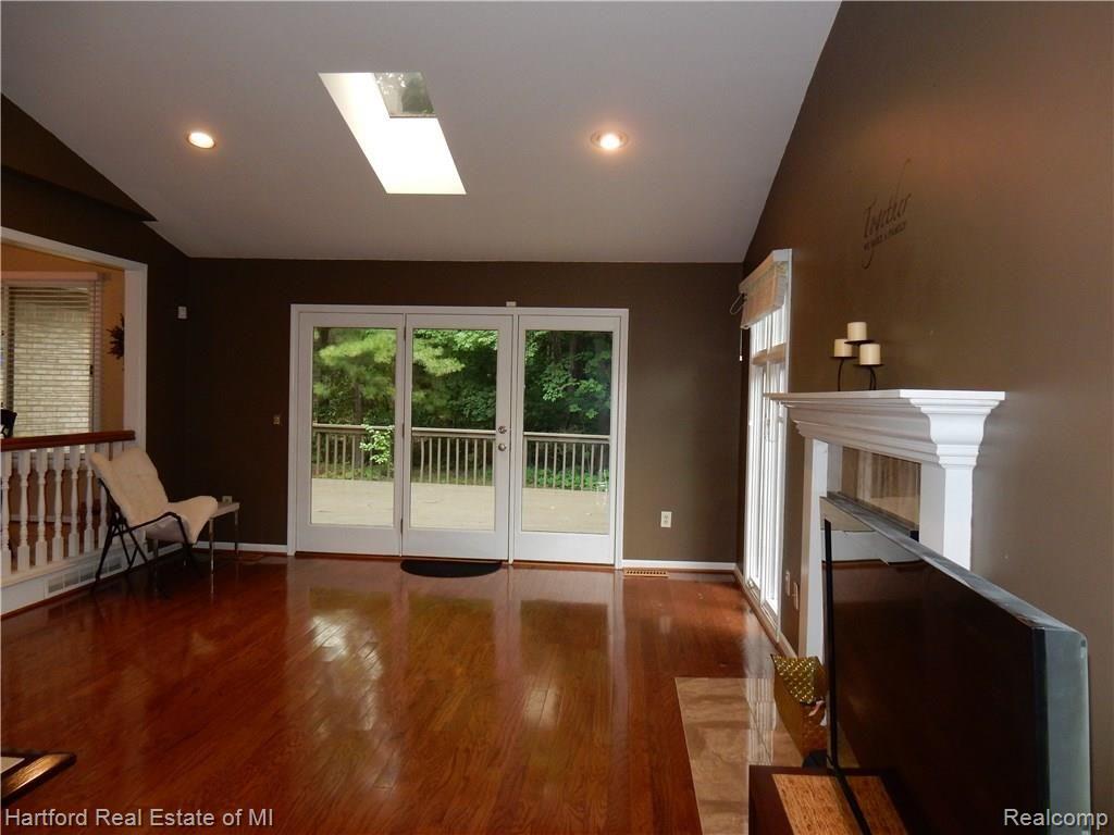 36768 Chesapeake Road Farmington Hills, MI 48335 - Photo 19 of 49