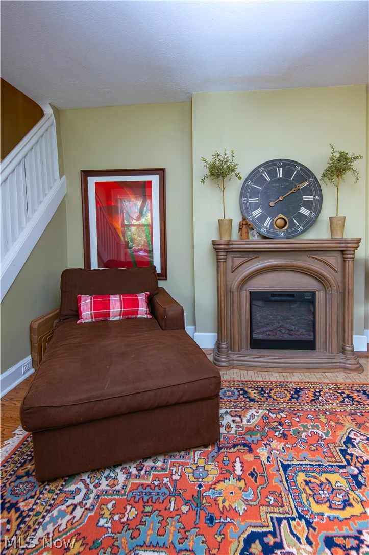 1304 Gordon Road Lyndhurst, OH 44124 - Photo 7 of 34 Gallery Image 7
