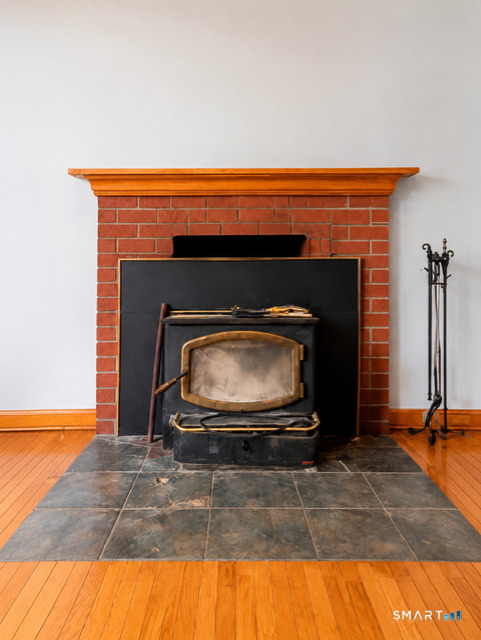 2269 Newfield Road Torrington, CT 06790 - Photo 5 of 36