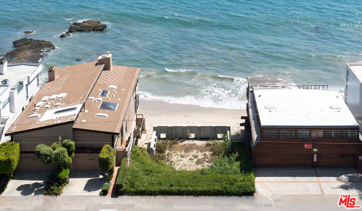 25260 Malibu Road Malibu, CA 90265 - Photo 6 of 13 a picture of city view