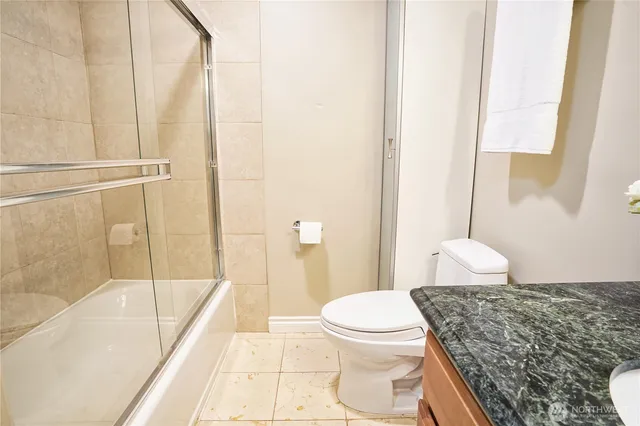 $360,000 | 633 Northwest 85th Street, Unit 102, Seattle, WA 98117