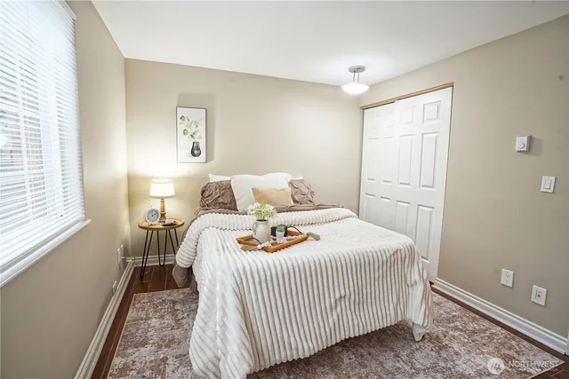 $360,000 | 633 Northwest 85th Street, Unit 102, Seattle, WA 98117