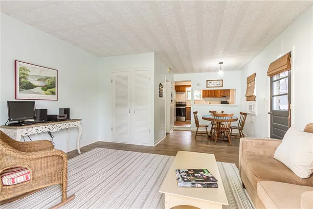 $299,900 | 6355 Glenn Avenue, Middlesex, NY 14507