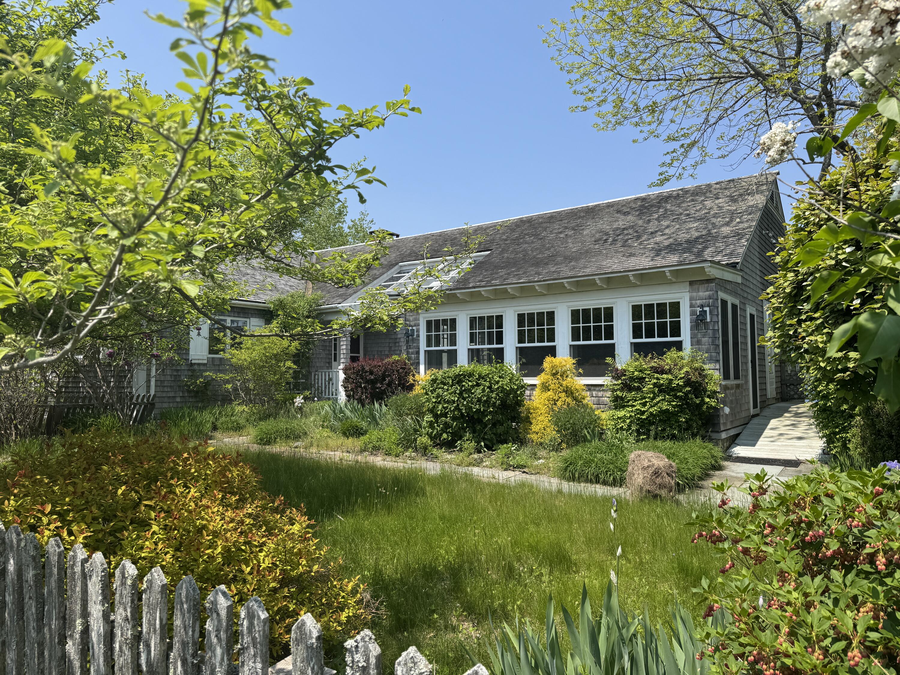 36 Wiegand Place Deer Isle, ME 04650 - Photo 7 of 100 IMG_5954