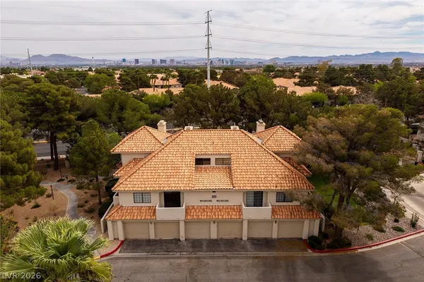 $285,000 | 2605 South Durango Drive, Unit 102, Las Vegas, NV 89117