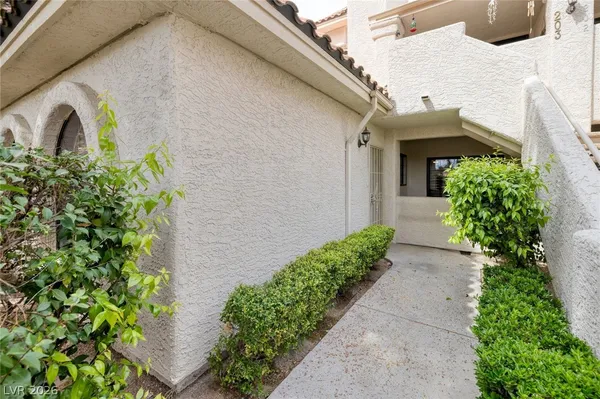 $285,000 | 2605 South Durango Drive, Unit 102, Las Vegas, NV 89117