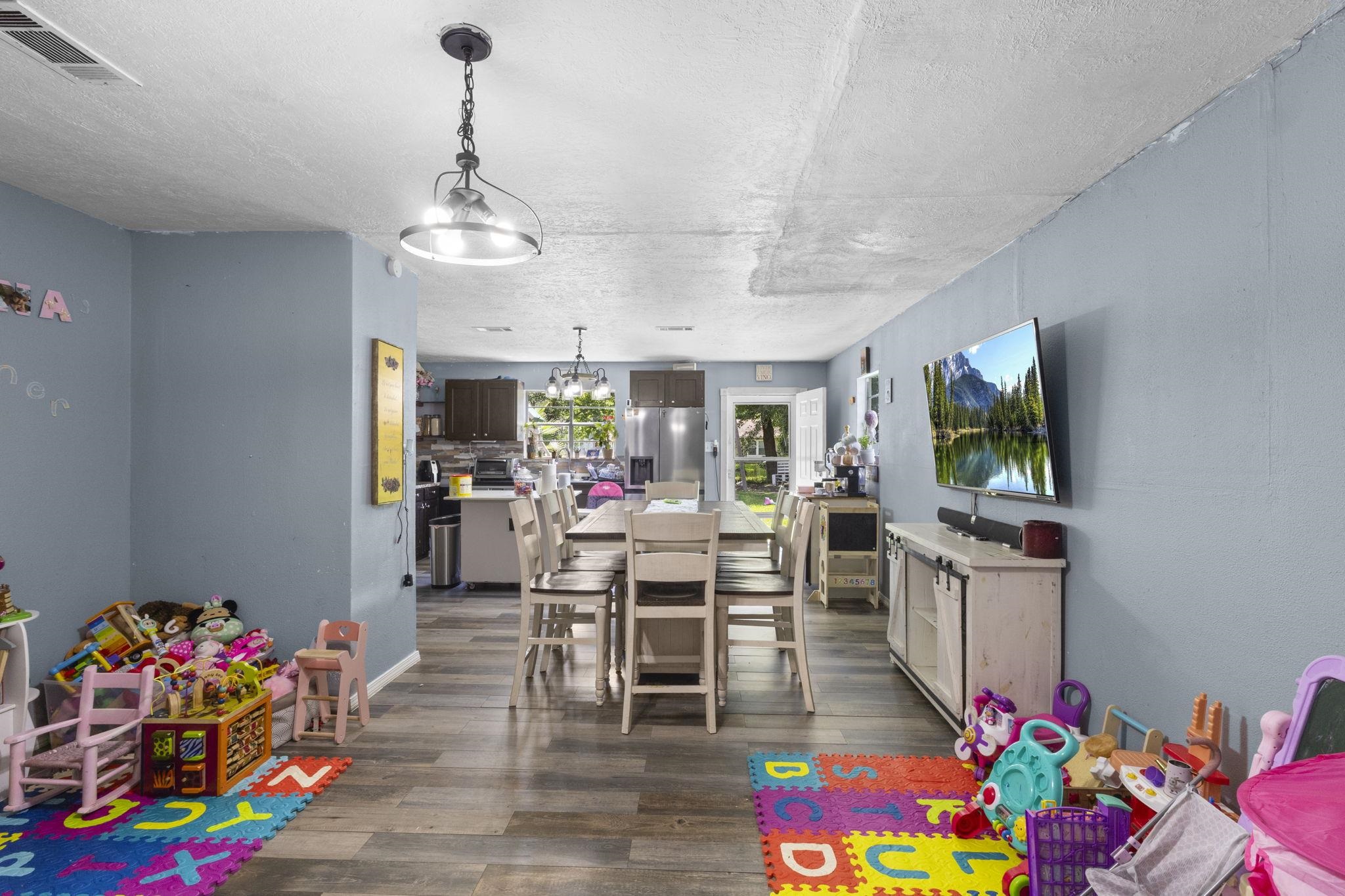4965 Park Street Beaumont, TX 77705 - Photo 7 of 27