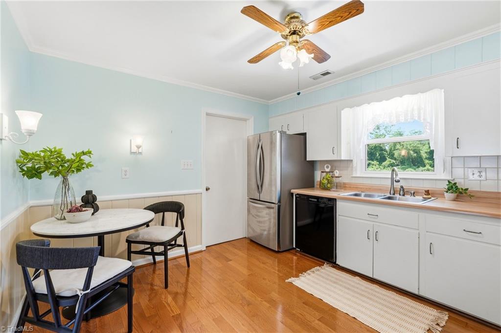 112 Queensbury Road Winston-Salem, NC 27104 - Photo 8 of 42
