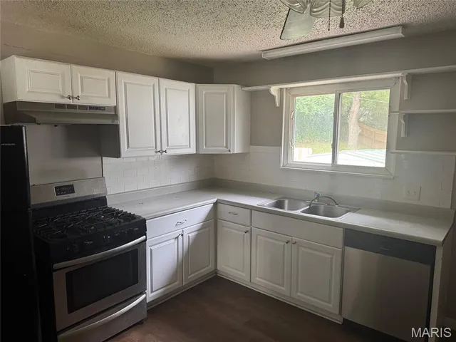 $149,900 | 1090 Howdershell Road, Florissant, MO 63031