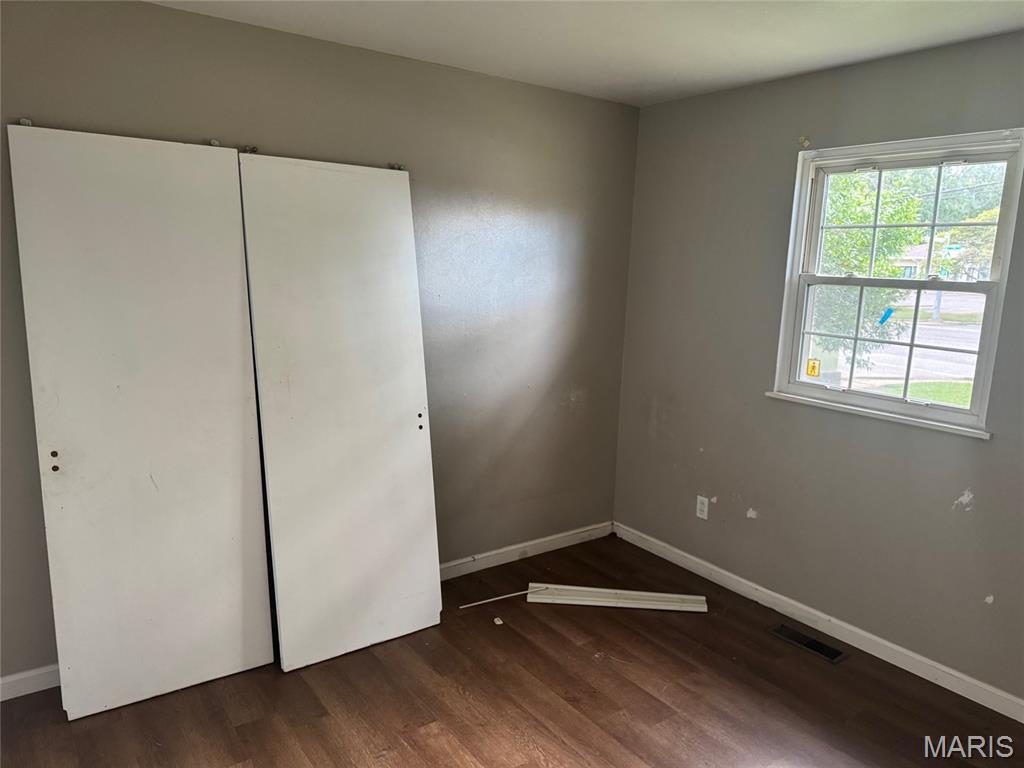 1090 Howdershell Road Florissant, MO 63031 - Photo 6 of 6