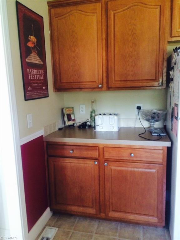 2293 Old Linwood Road Lexington, NC 27292 - Photo 4 of 19 Gallery Image 4