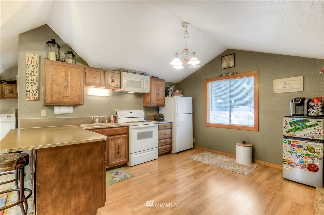 221 Rally Way Easton, WA 98925 - Photo 17 of 25 Gallery Image 17