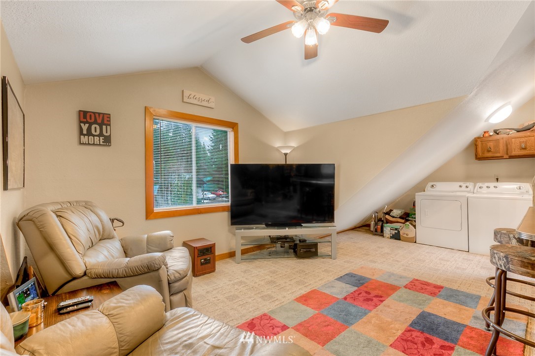 221 Rally Way Easton, WA 98925 - Photo 18 of 25 Gallery Image 18