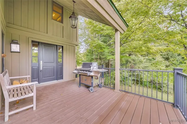 $460,000 | 1 Abbott Hill Road, Concord, NY 14025