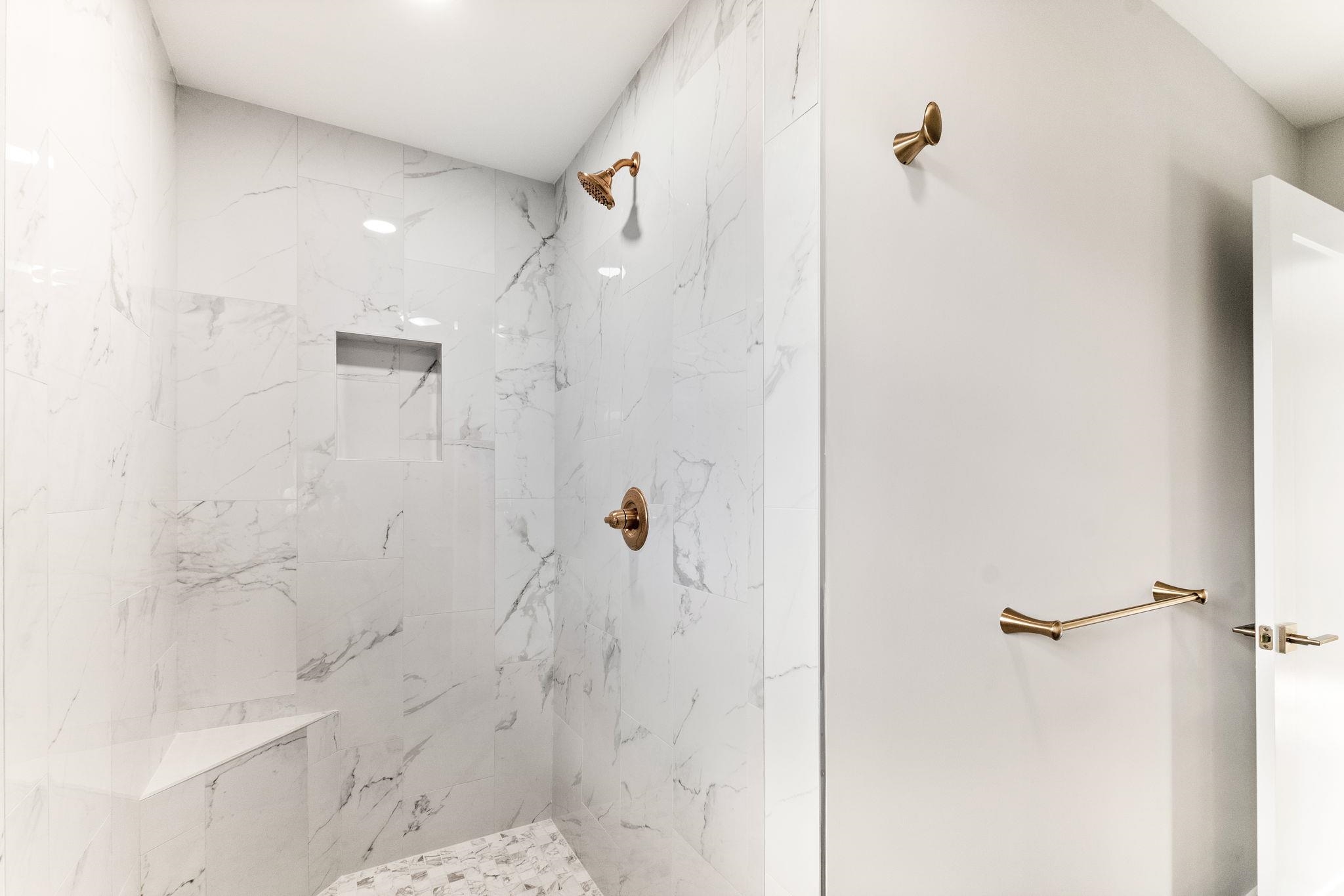 5348 Pelican Way St. Augustine, FL 32080 - Photo 17 of 46 a bathroom with a shower