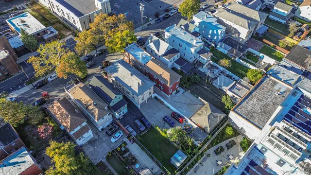 $1,400,000 | 4518 Richardson Avenue | Wakefield