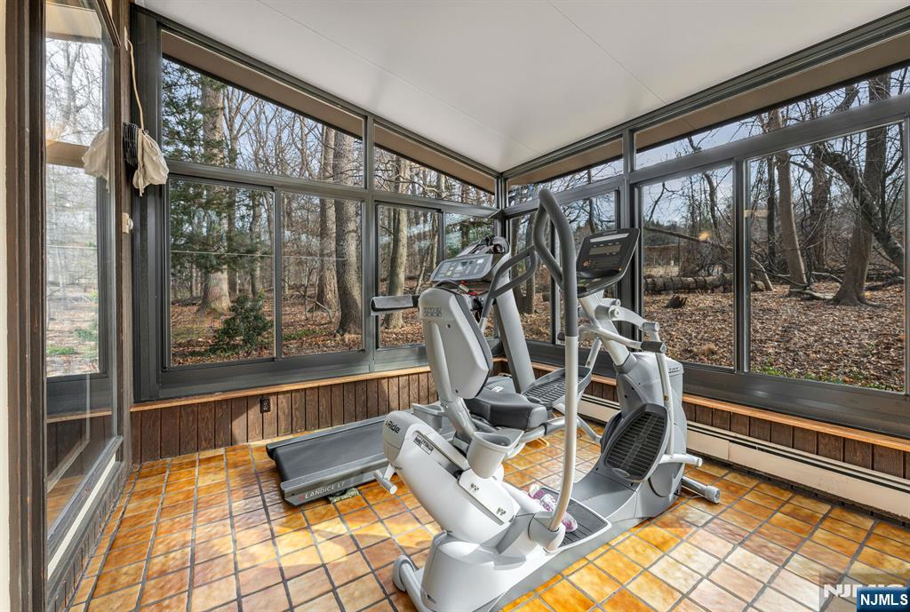 155 Hickory Lane Closter, NJ 07624 - Photo 19 of 34