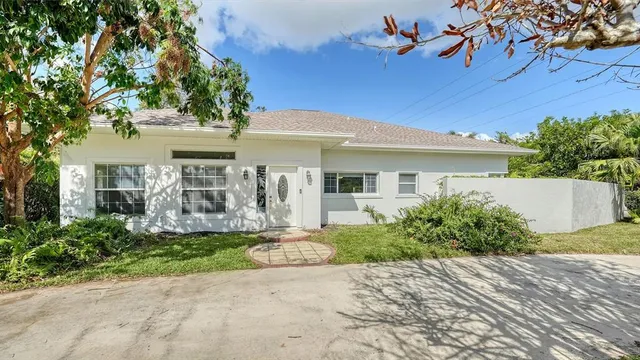 $1,395,000 | 1789 Loma Linda Street, Sarasota, FL 34239