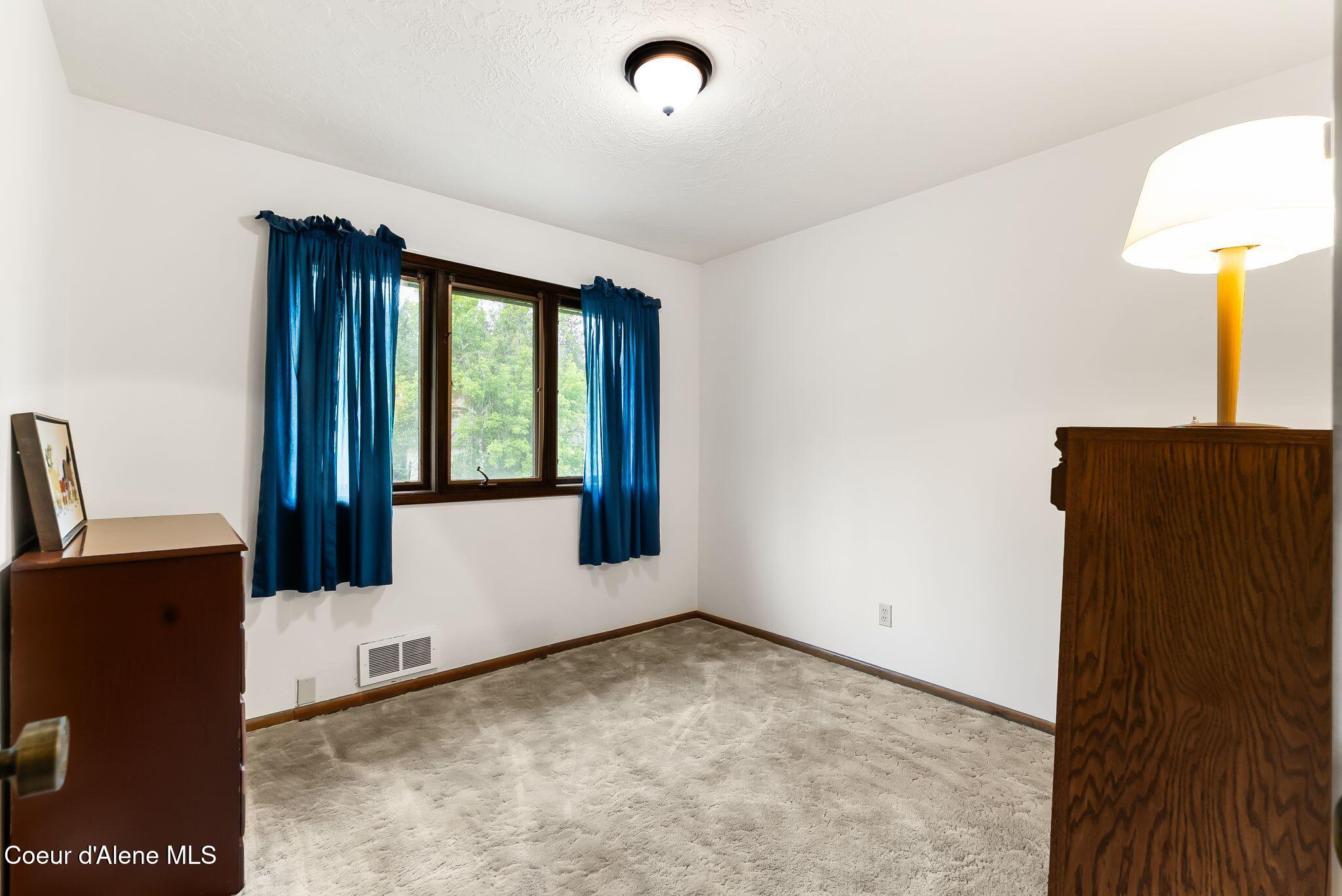 290 Syringa Heights Road Sandpoint, ID 83864 - Photo 38 of 65 23_KFM01811