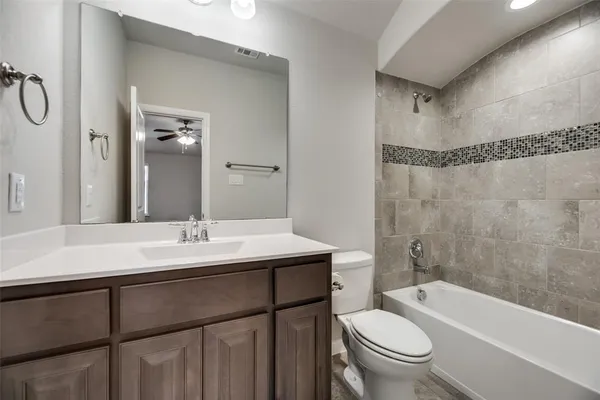 $2,995 | 916 Dove Cove, Argyle, TX 76226