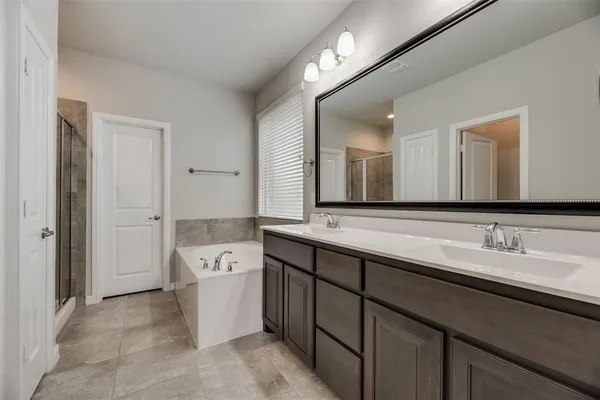 $2,995 | 916 Dove Cove, Argyle, TX 76226