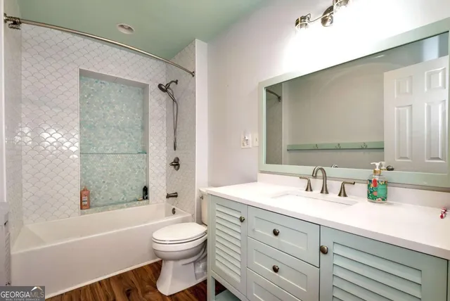 a view of room with furniture