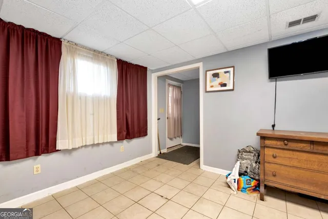 a view of a entrance gate of the house