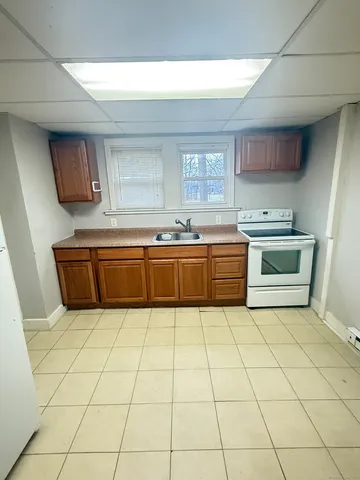 $1,750 | 23 Hayward Avenue, Unit COTTAGE 2, Colchester, CT 06415