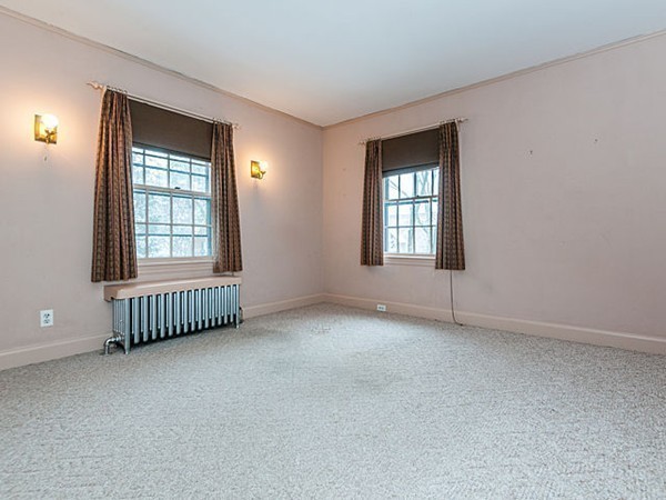 21 Lowell Road Brookline, MA 02445 - Photo 16 of 24