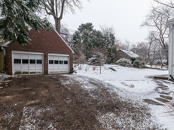 21 Lowell Road Brookline, MA 02445 - Photo 4 of 24