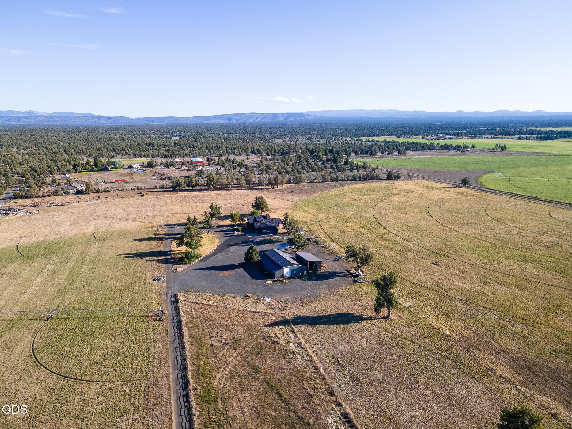 26275 Willard Road Bend, OR 97701 - Photo 62 of 68