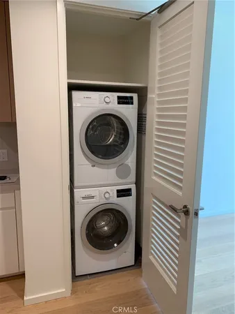 $2,400 | 877 Francisco Street, Unit 1526, Los Angeles, CA 90017