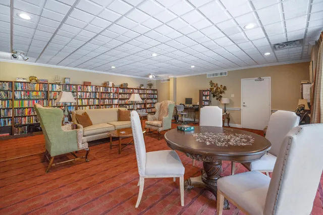 $243,500 | 1414 Continental Drive, Unit 509, Chattanooga, TN 37405