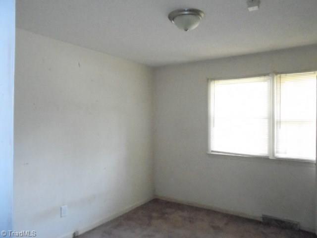 110 Prestwick Lane Northwest Rural Hall, NC 27045 - Photo 8 of 9 Gallery Image 8