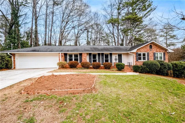 $700,000 | 1900 Chancery Lane, Chamblee, GA 30341