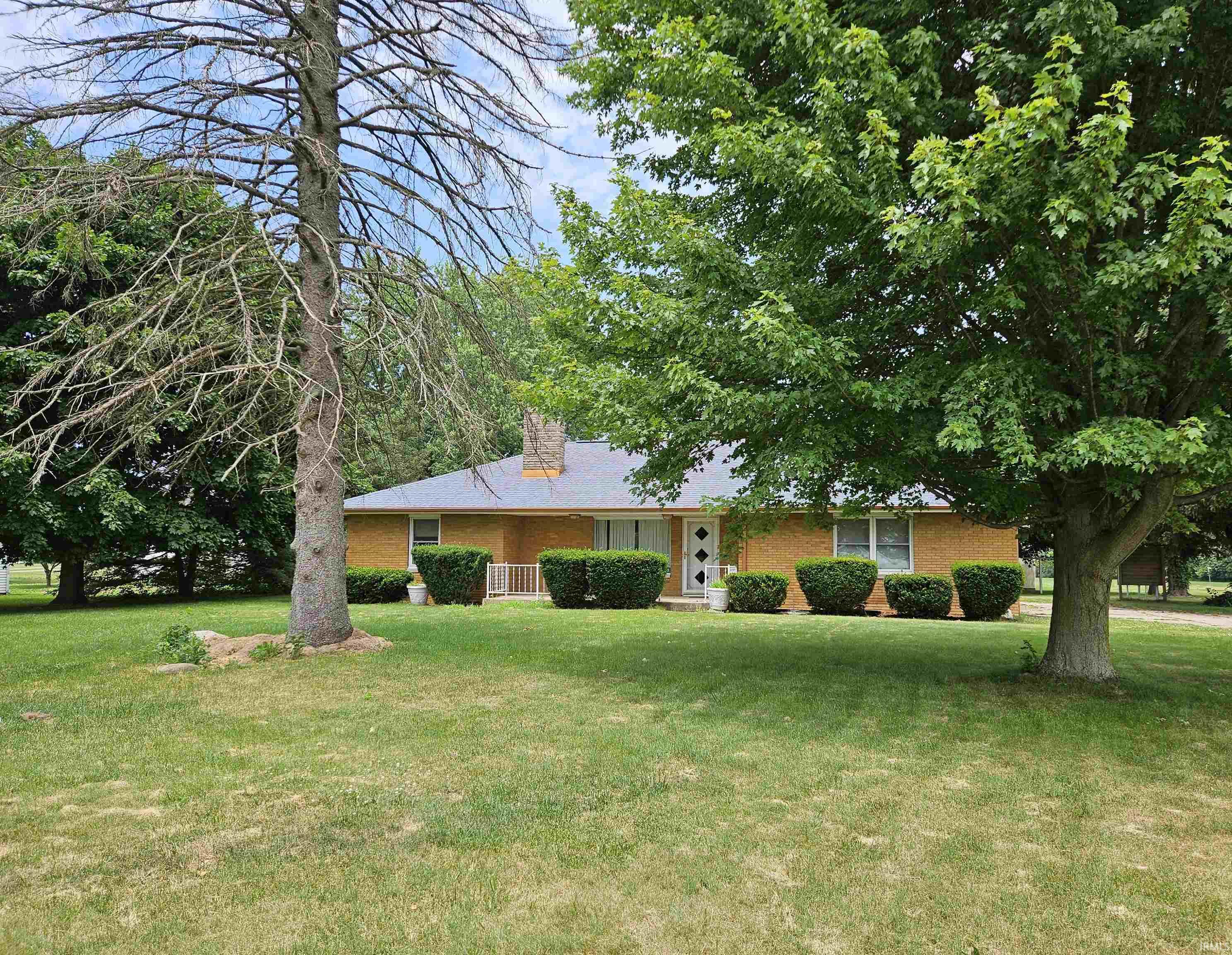 15735 Kelly Road Mishawaka, IN 46544 - Photo 1 of 12