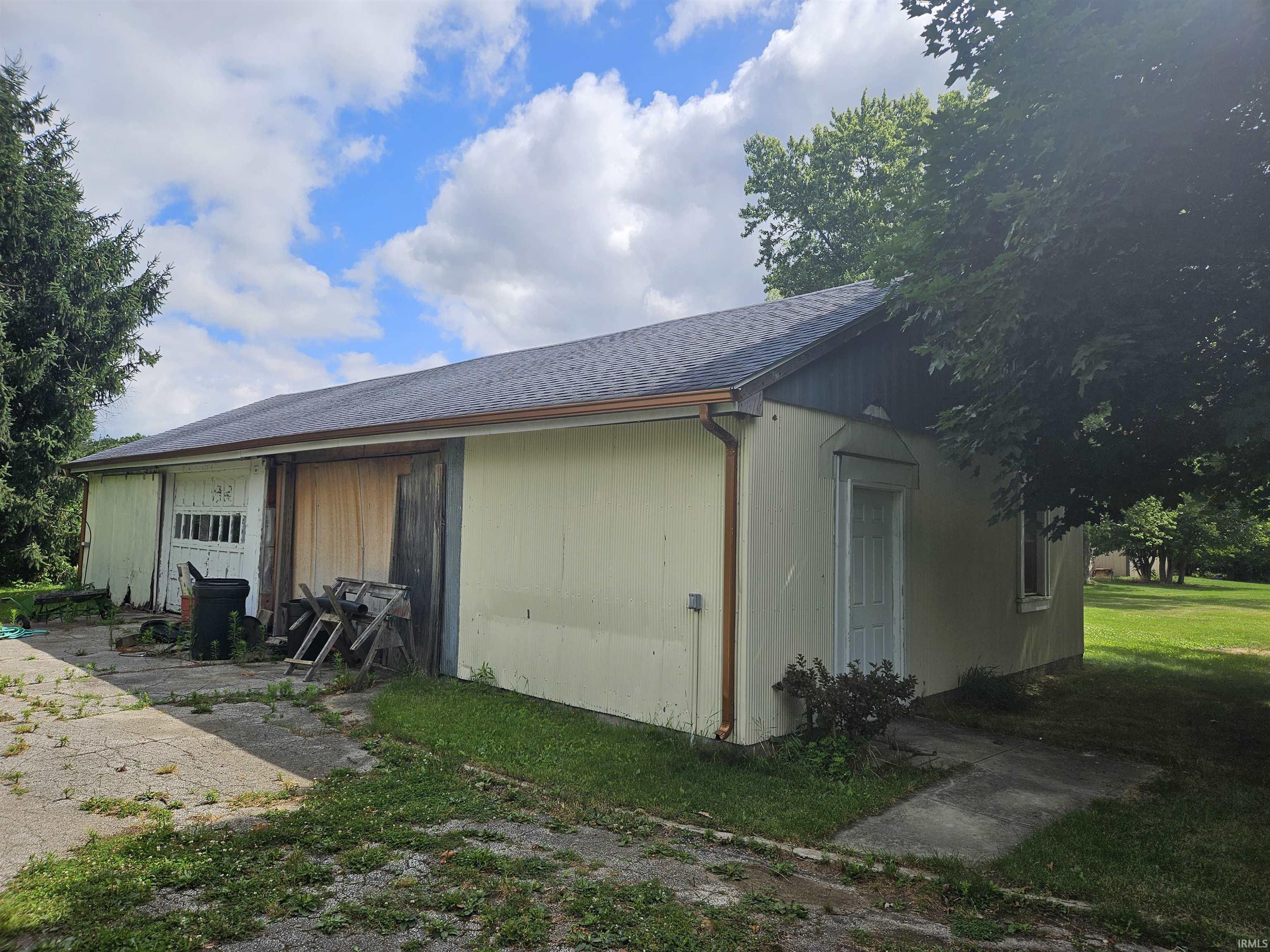 15735 Kelly Road Mishawaka, IN 46544 - Photo 11 of 12