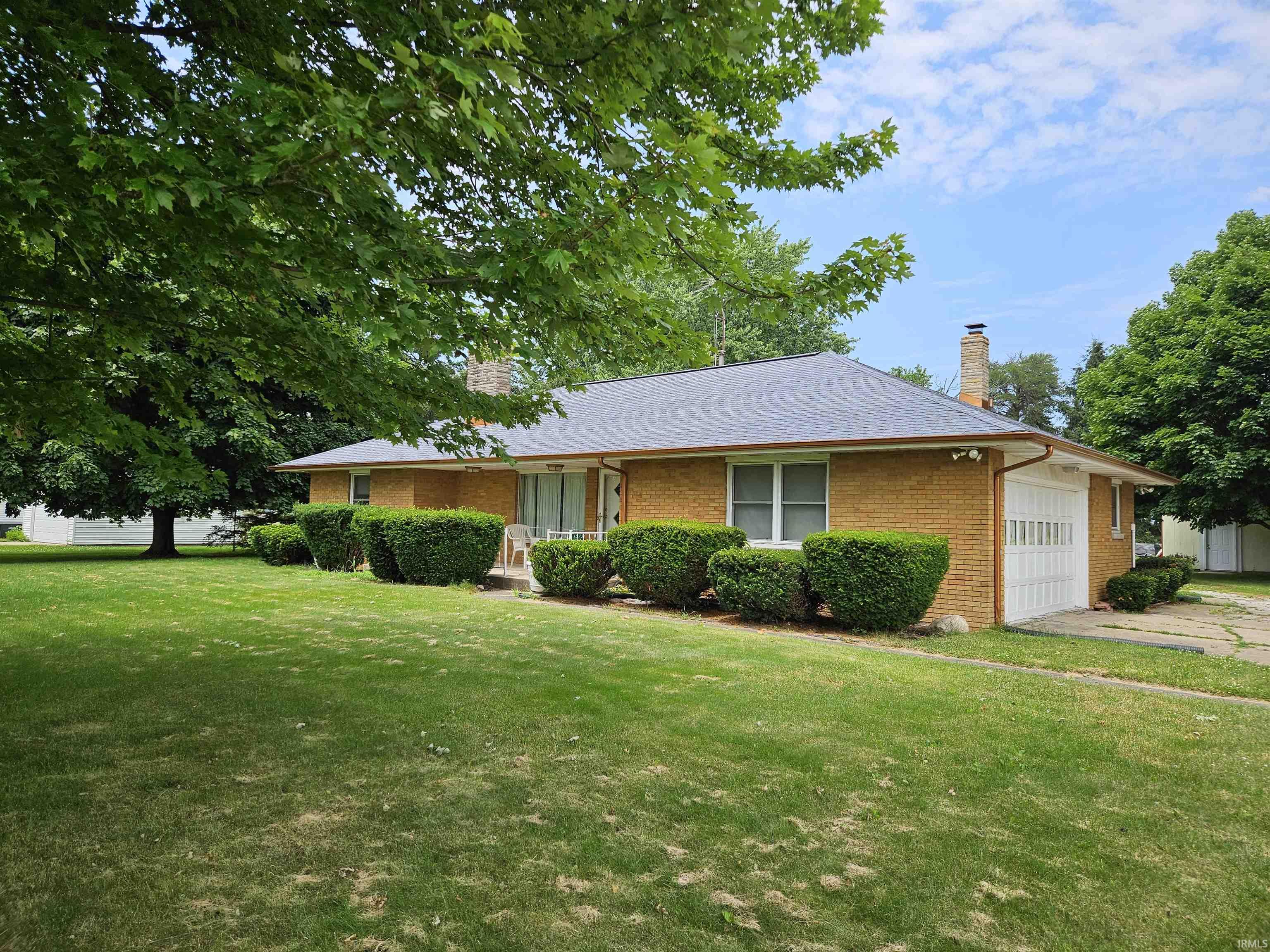 15735 Kelly Road Mishawaka, IN 46544 - Photo 2 of 12