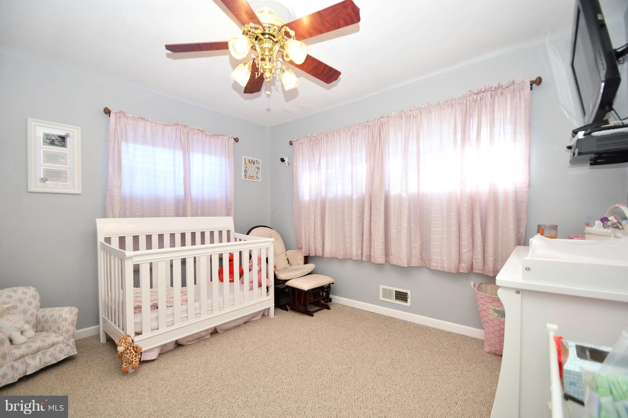 2429 Ellis Road Baltimore, MD 21234 - Photo 22 of 30 Bedroom