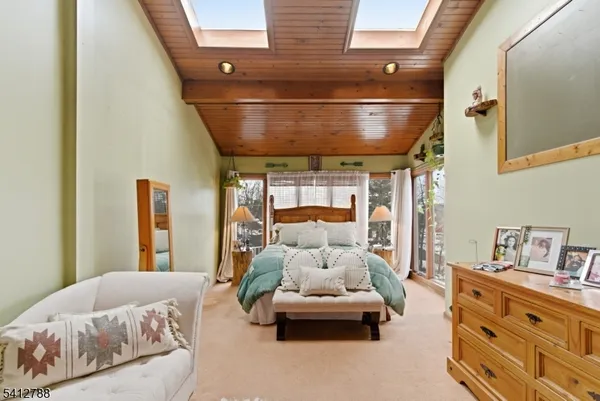 $389,000 | 543 Lakeside Avenue, Hopatcong, NJ 07821