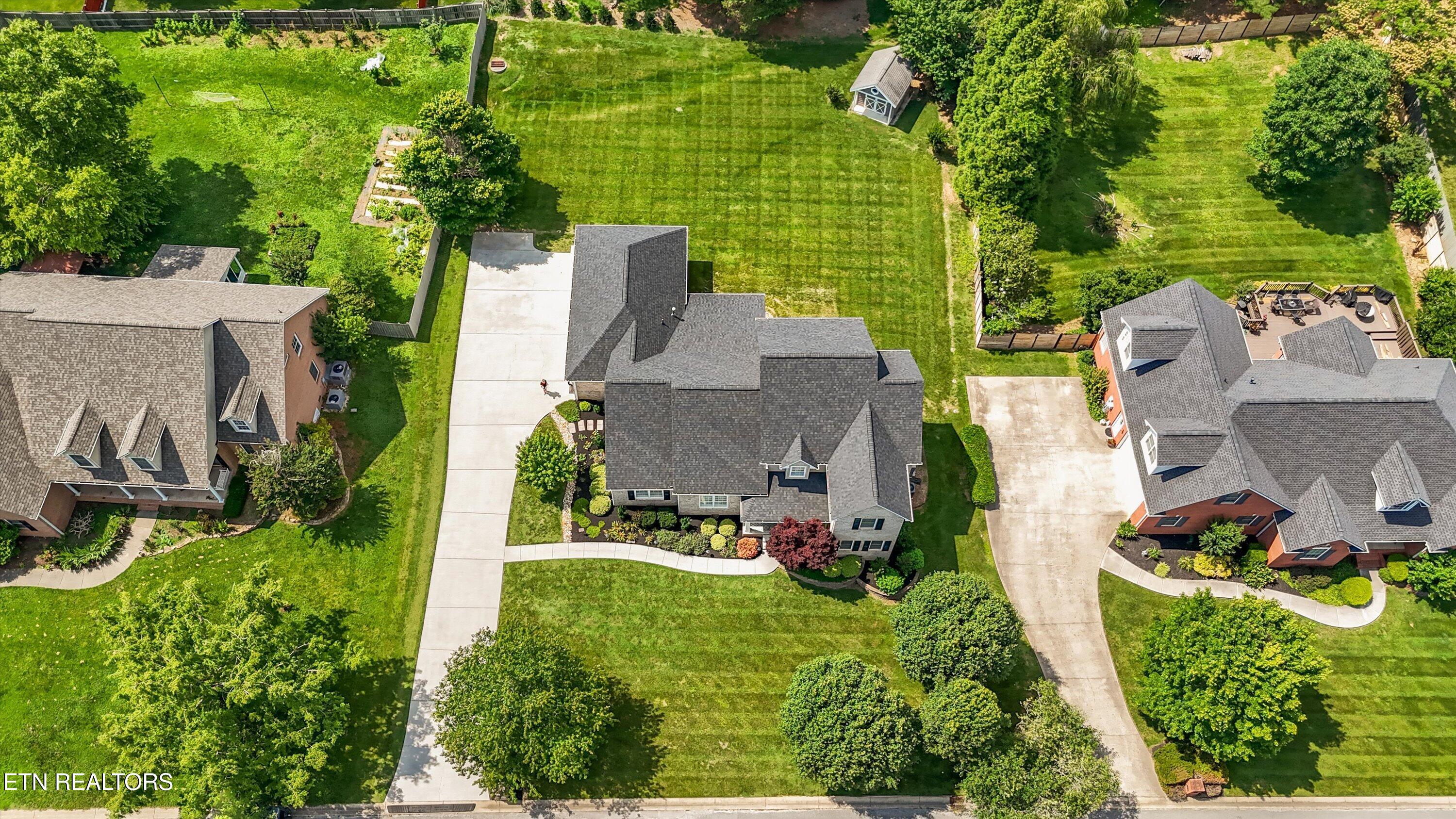 64 Rolling Links Boulevard Oak Ridge, TN 37830 - Photo 43 of 54 Aerial