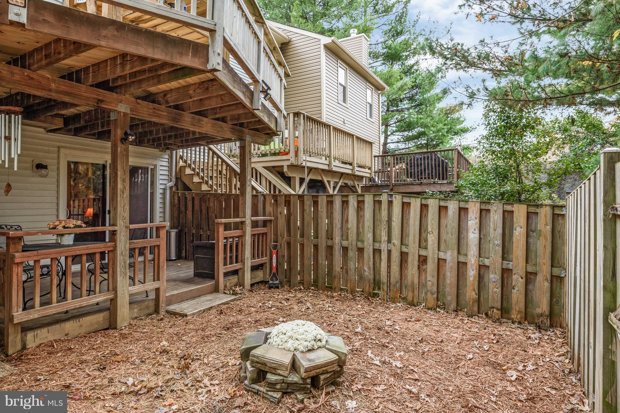 7305 Stream Way Springfield, VA 22152 - Photo 34 of 35 Rear Yard