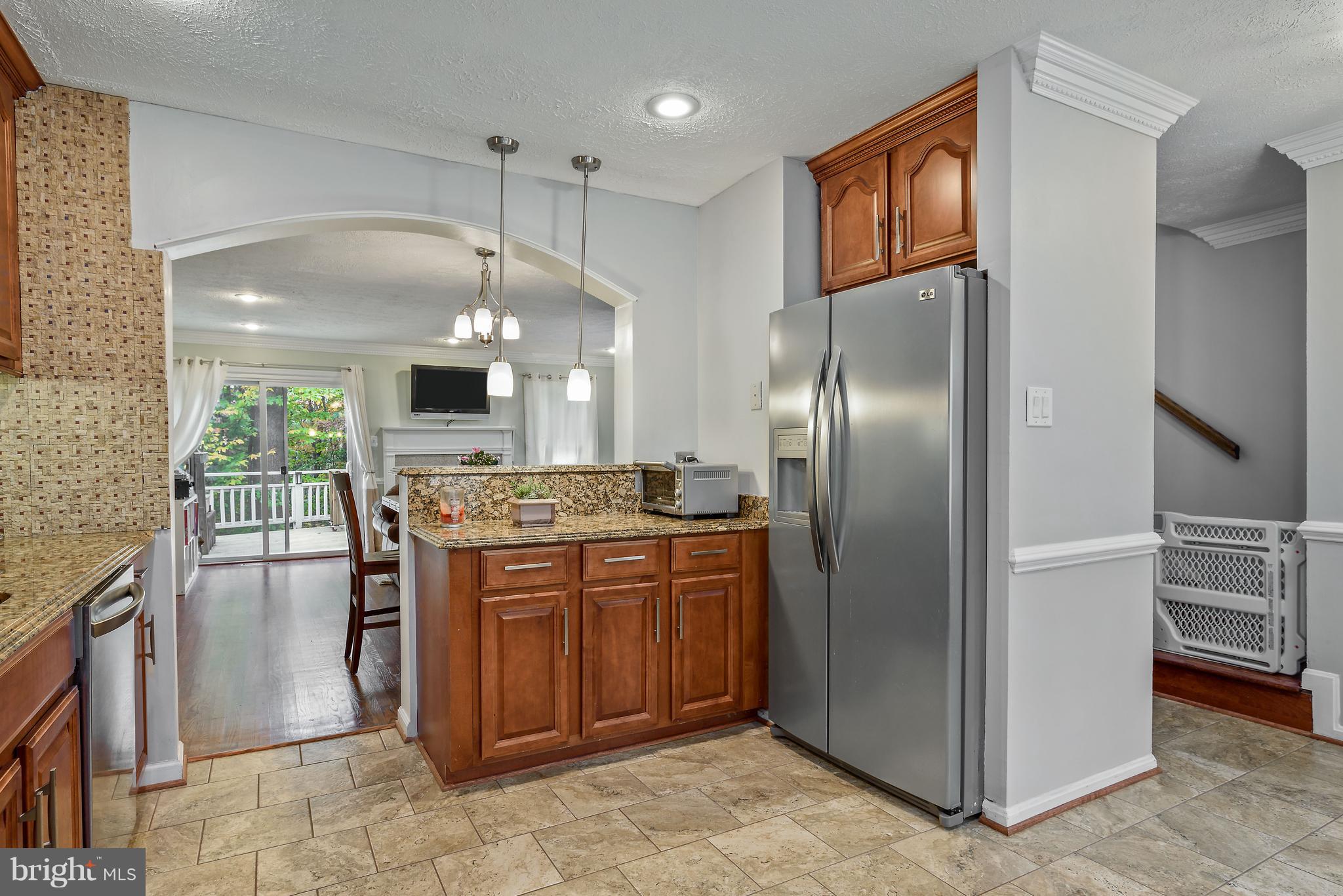 7305 Stream Way Springfield, VA 22152 - Photo 5 of 35 Gourmet Kitchen with Ceramic Tile
